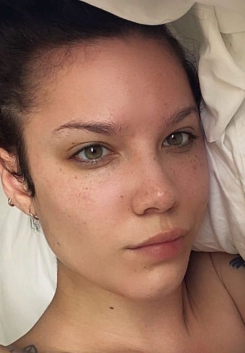 Halsey No Makeup