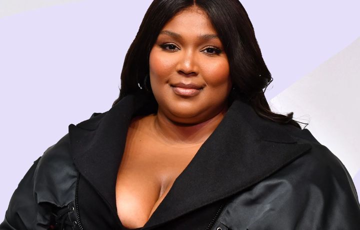 Lizzo Net Worth 2023 – Earning Sources, Income, Endorsements, Height, Weight & More