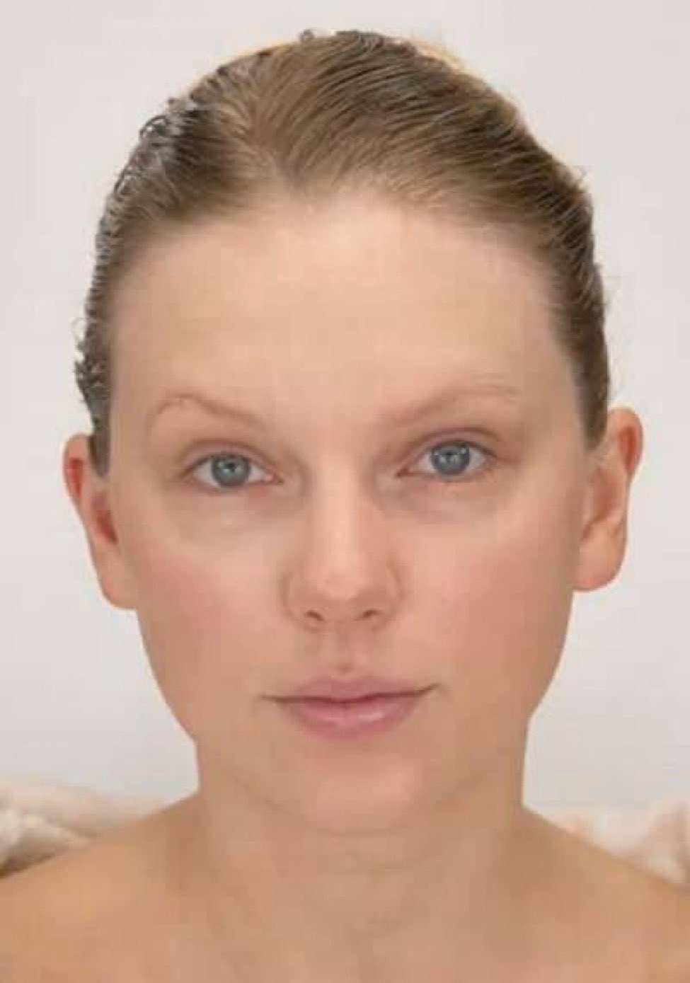 20 Taylor Swift No Makeup Photos That Will Shock You - Suffle Music 